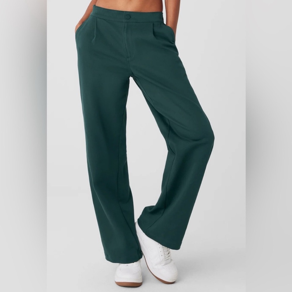 ALO Yoga road trip trousers